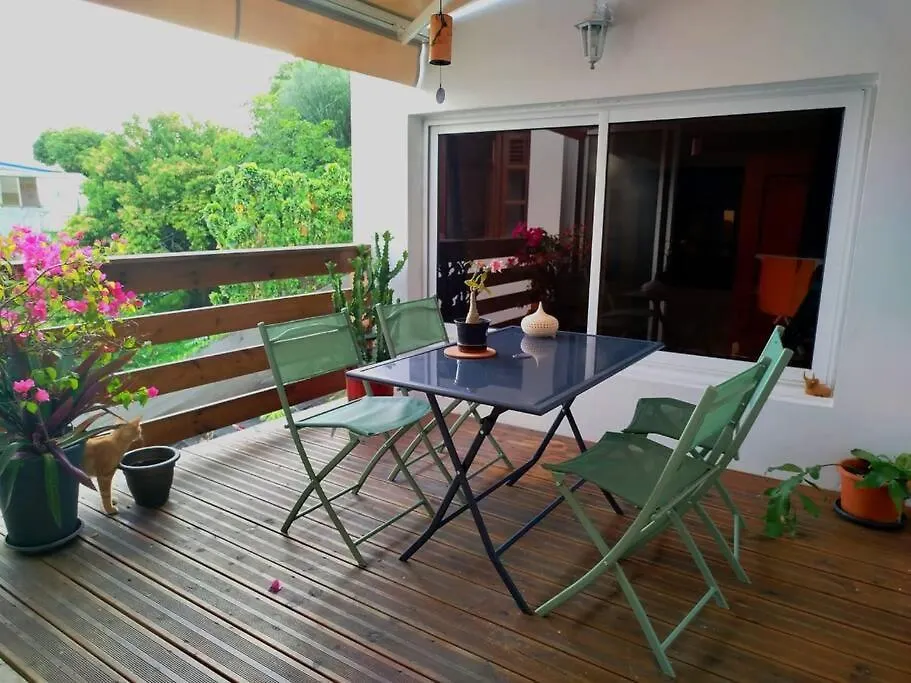 Apartment Petit Cocon Vue Mer Gourbeyre